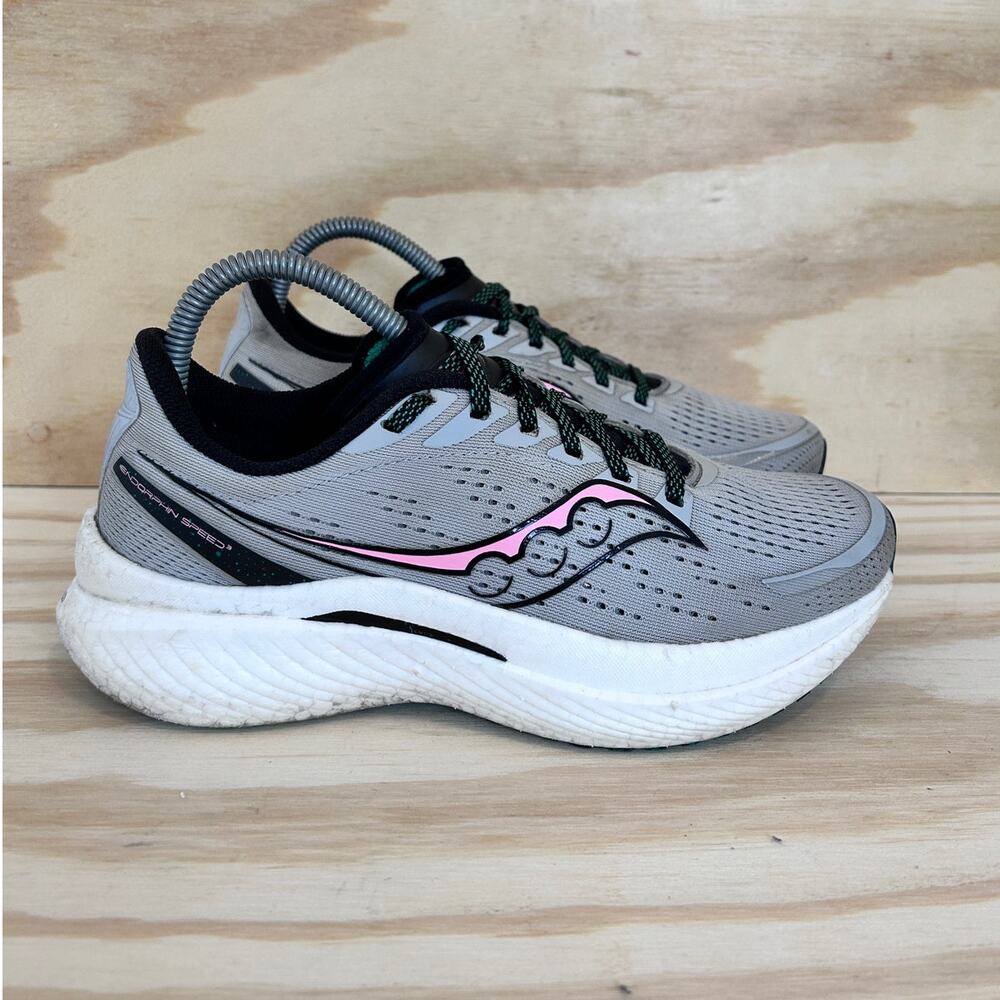 Saucony Women's Athletic Shoes - Gray and Pink
